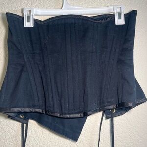 Meschantes Black Lace Up Corset